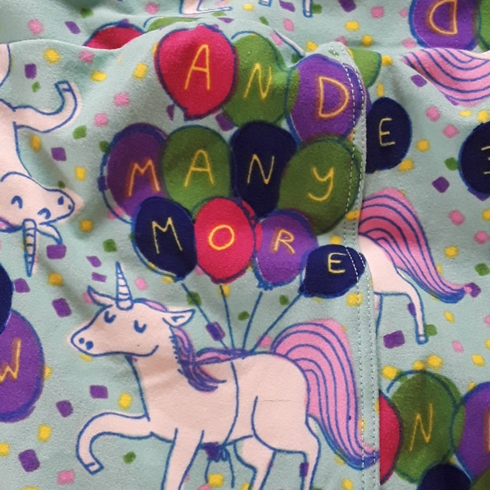 Lot of 2 LuLaRoe Leggings. 6-222 - Picture 4 of 8